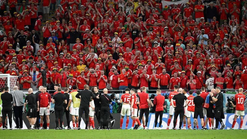 Wales' players and staff thank fans after their 2022 World Cup elimination