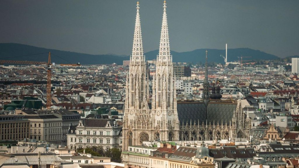 A landscape view of the Votiv Church in Vienna and surrounding area