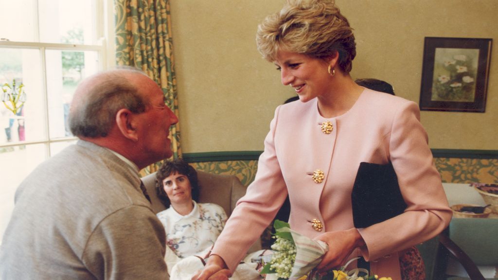 Princess Diana meets patients at Rose Hill
