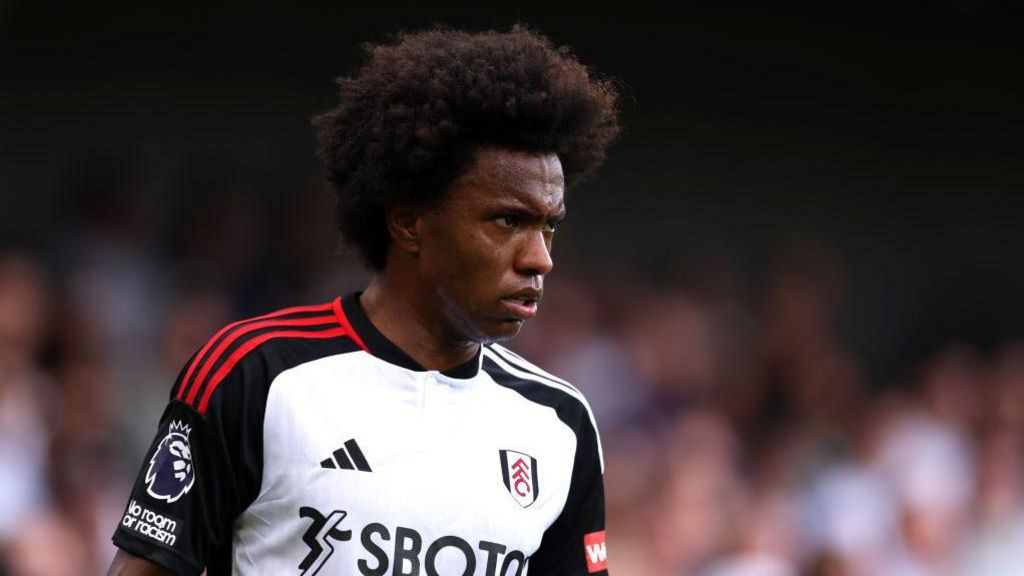 Fulham MOTD Murphy says 'Willian doesn't look a 35yearold' BBC Sport