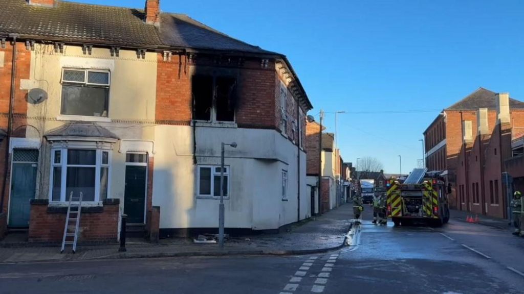 South Wigston flat fire started by charging e-scooter - BBC News