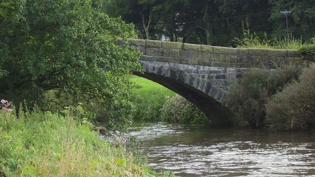 Stone Bridge over River Darwen in Hoghton Bottoms