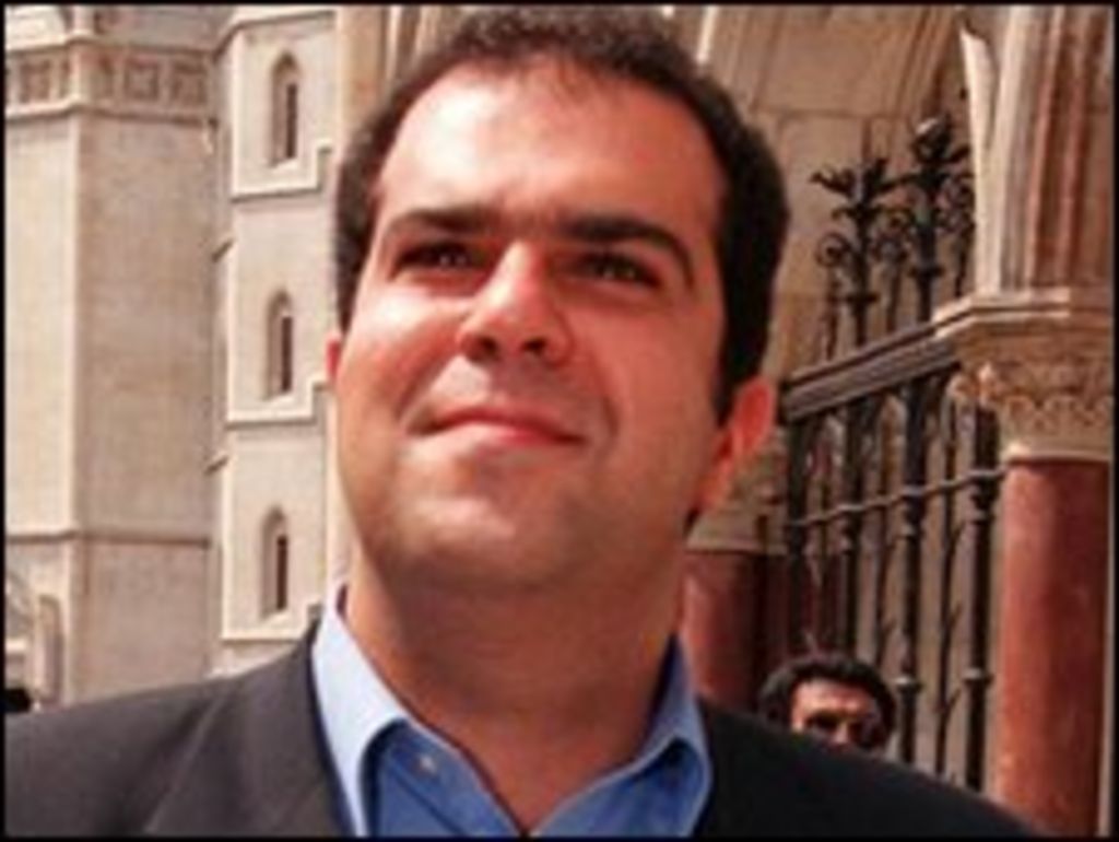 Sir Stelios Haji Ioannou Plans Easyjet Revolt Bbc News