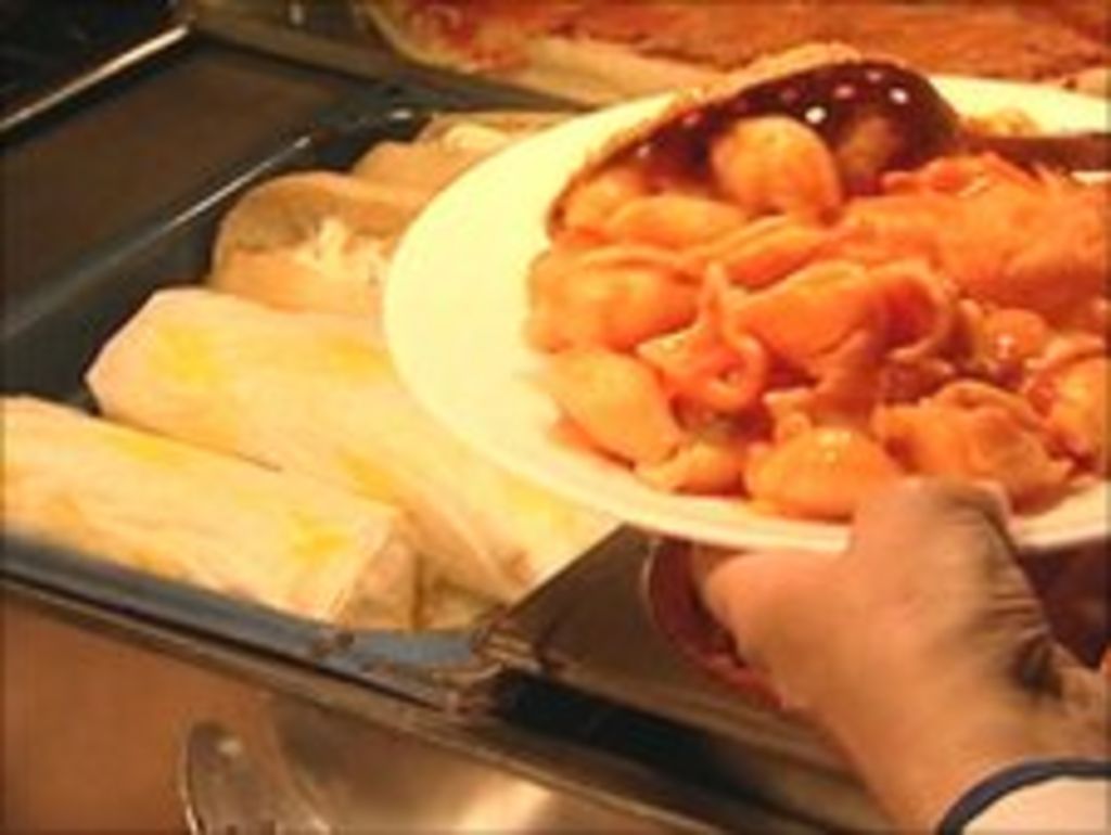 more-pupils-eat-school-lunches-bbc-news