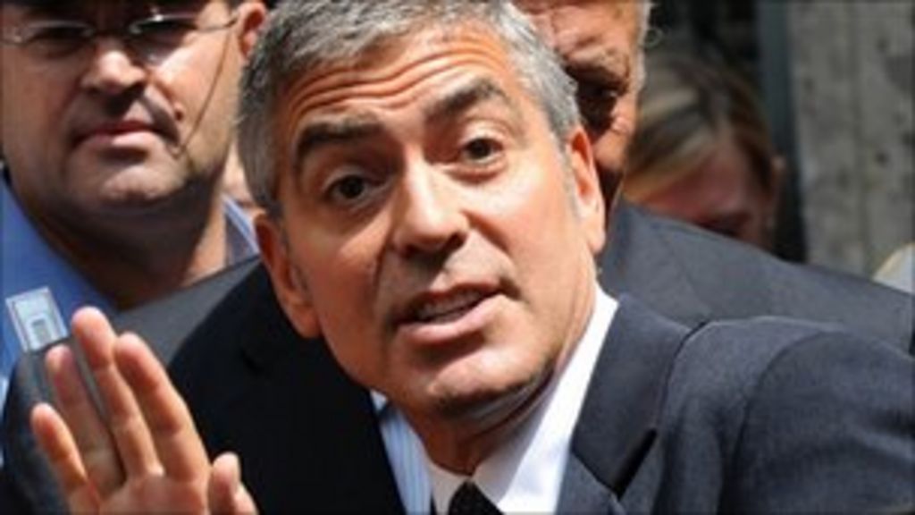 Clooney to get humanitarian Emmy
