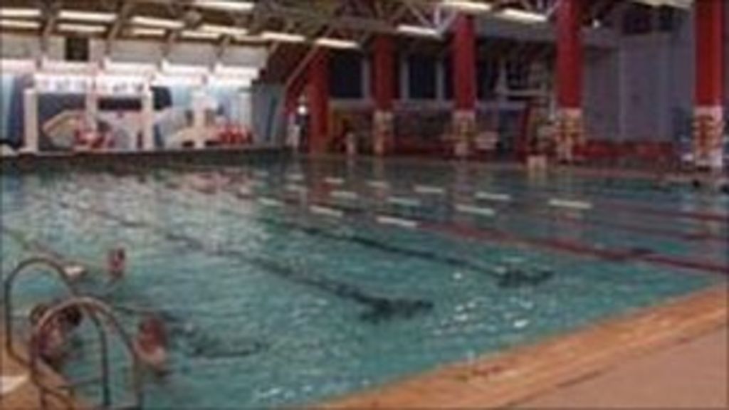 Two Oxford Swimming Baths Replaced By New Pool Bbc News 