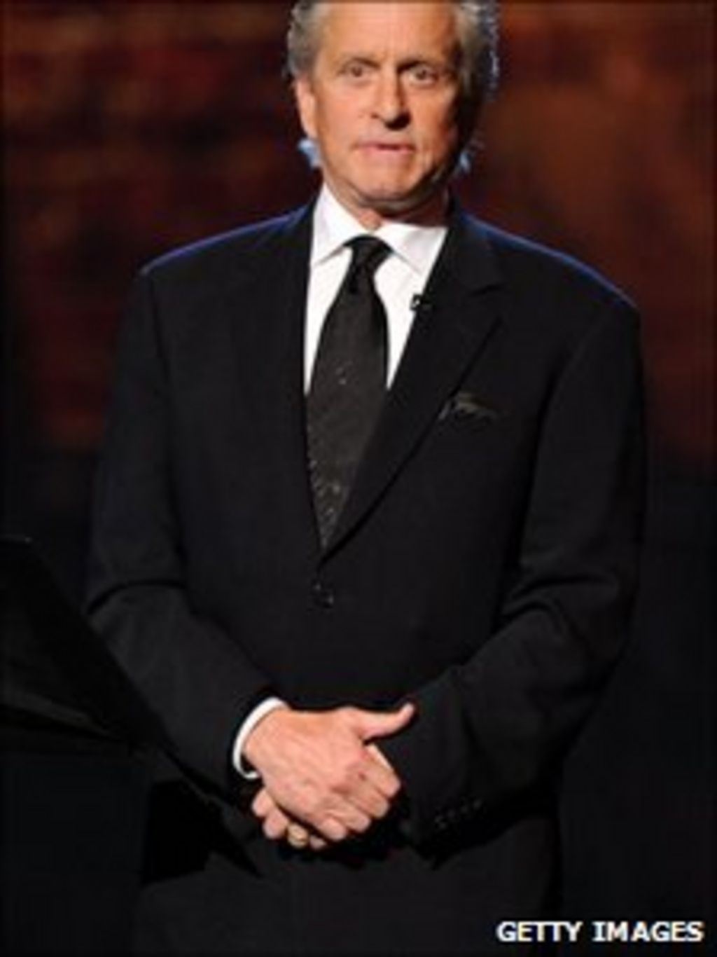 Michael Douglas Tells Of Throat Cancer Struggle Bbc News