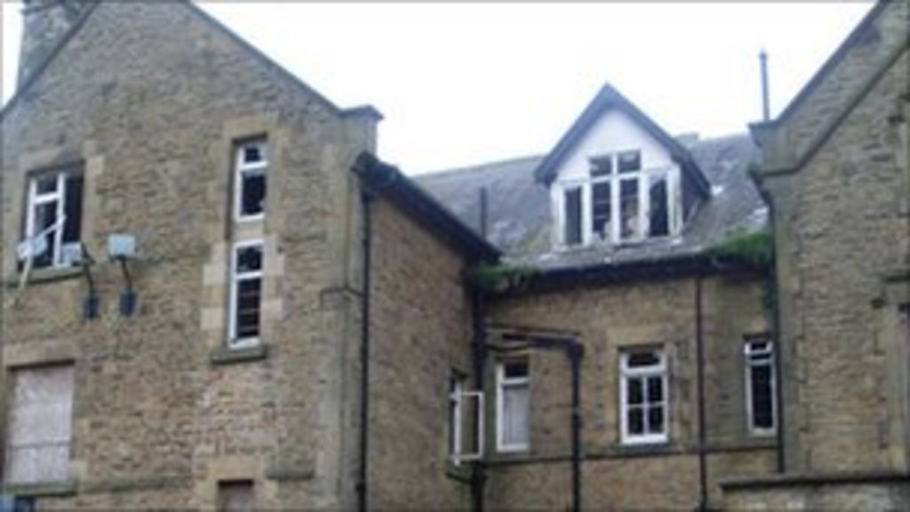 Danger warning at derelict Whaley Bridge school BBC News