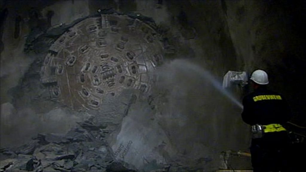 The drill, nicknamed Sissi, breaks through the final centimetres of tunnel