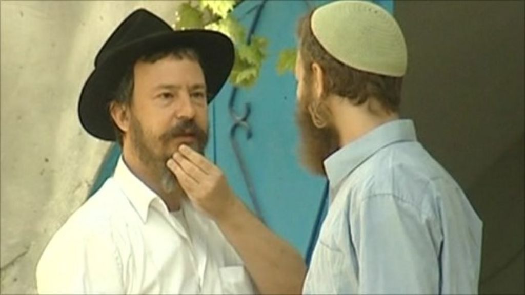 Israeli orthodox rabbi stirs up racism debate - BBC News