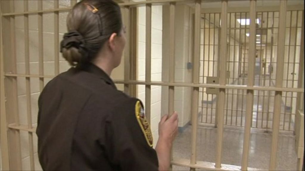 Mentally Ill Increasing Strain On Us Prison System Bbc News 