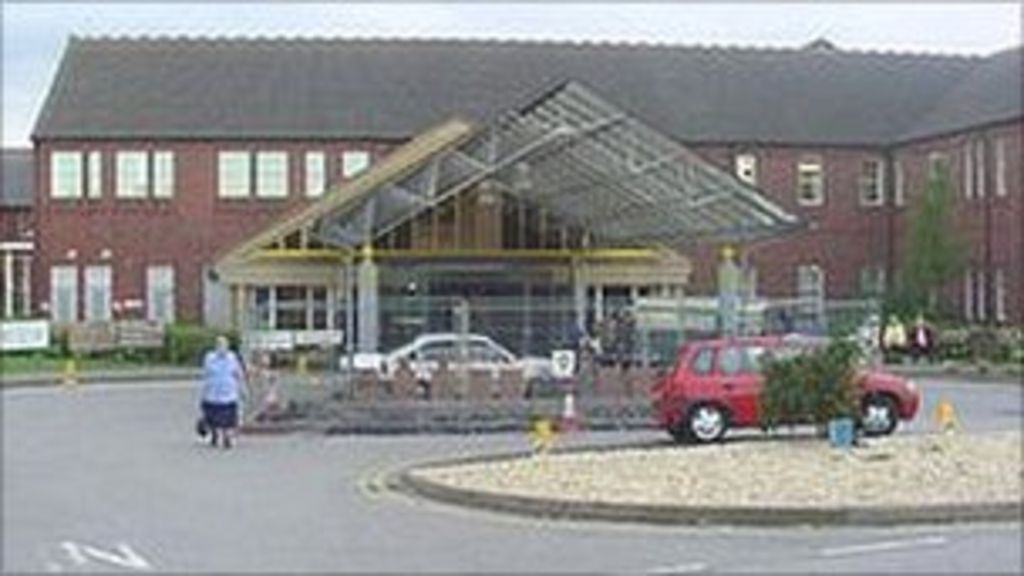Wrexham Maelor and Chirk hospital still hit by virus BBC News