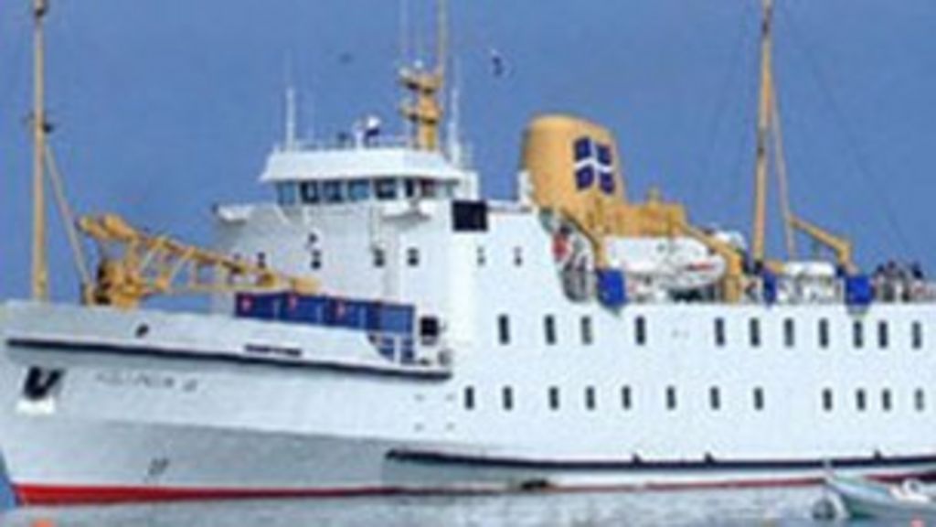 Hundreds stranded in Isles of Scilly by high winds BBC News