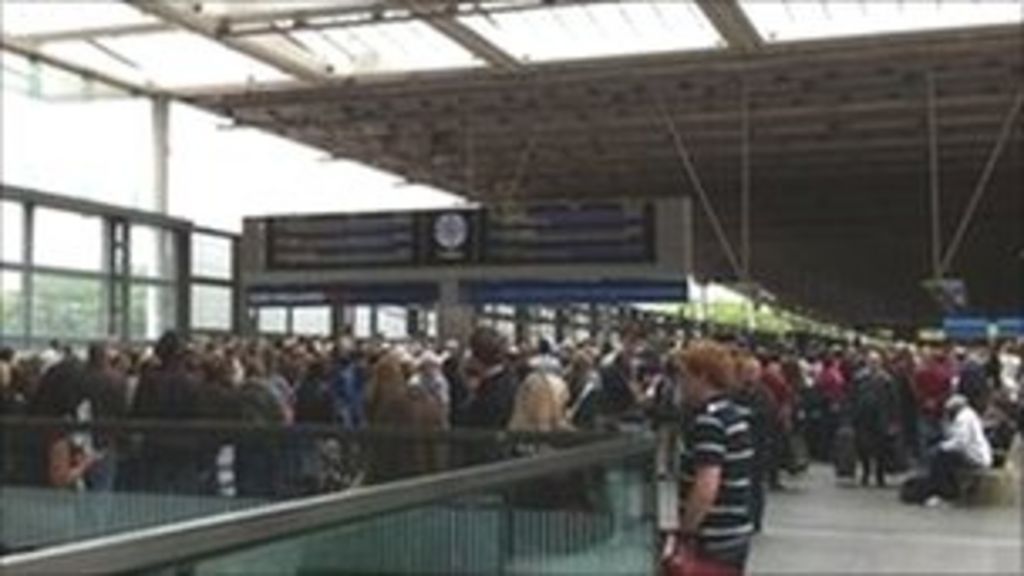 Packed platform at St Pancras - photo courtesy Lucy Bannister