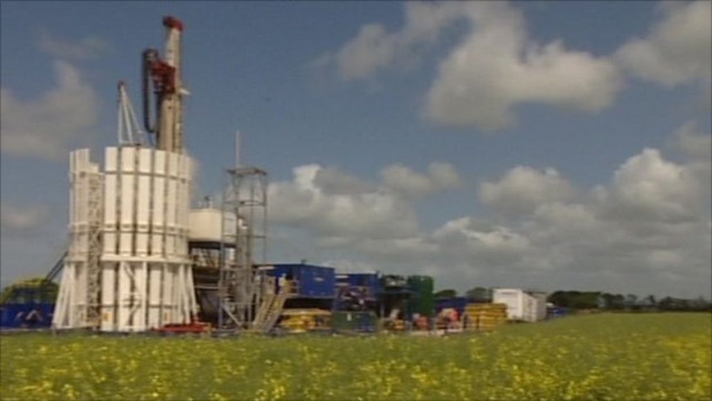 Blackpool quake halts shale drilling - BBC News