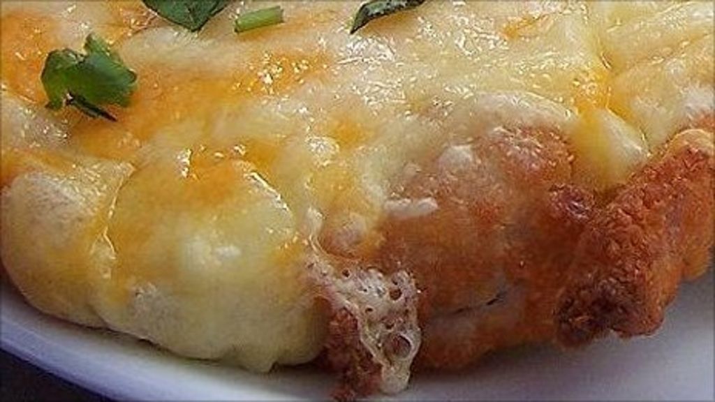 Teesside S Parmo Takeaway Delicacy Heads To Newcastle Bbc News