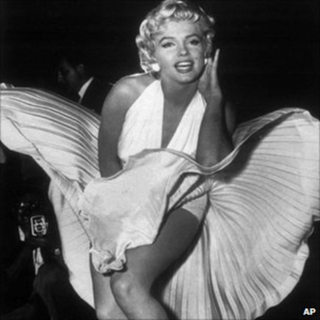 Marilyn Monroe S Seven Year Itch Dress Sells For 4 6m c News