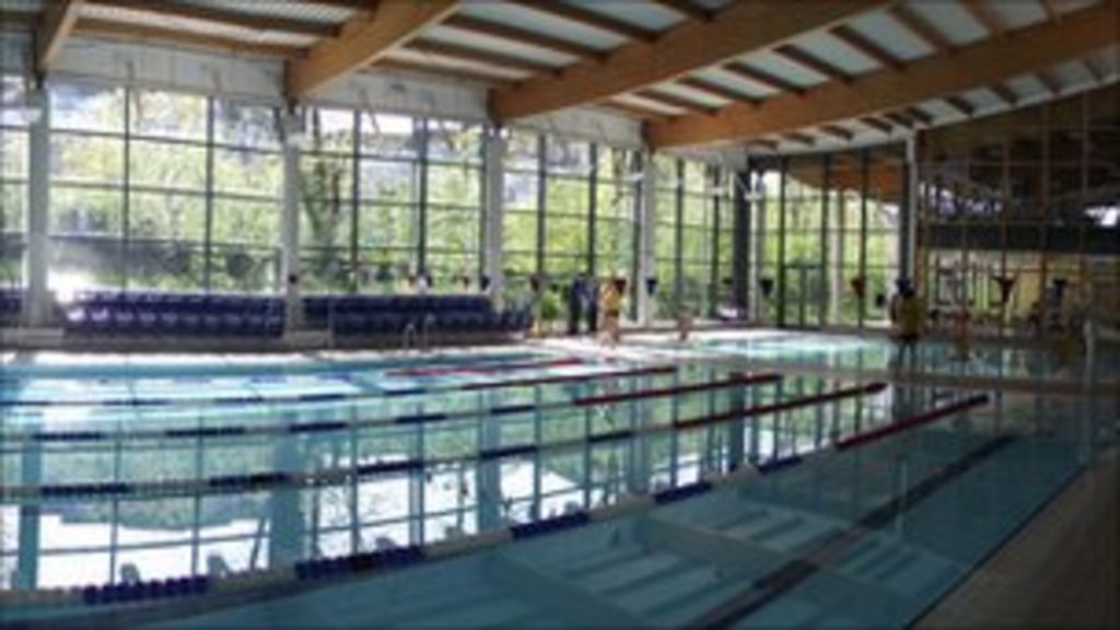 norwich-s-free-swims-axed-after-two-years-bbc-news