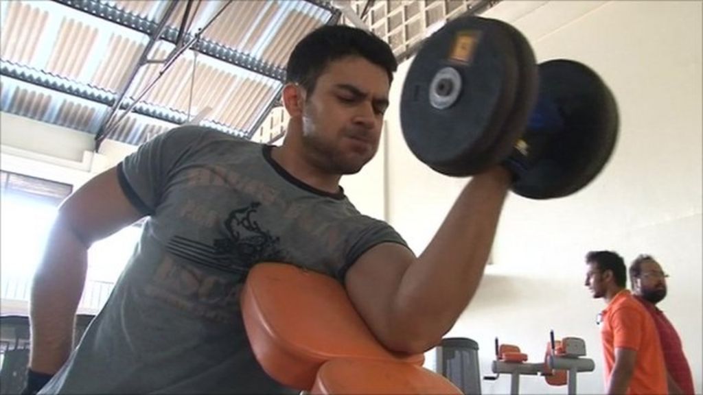 Pakistan's fitness industry booming - BBC News