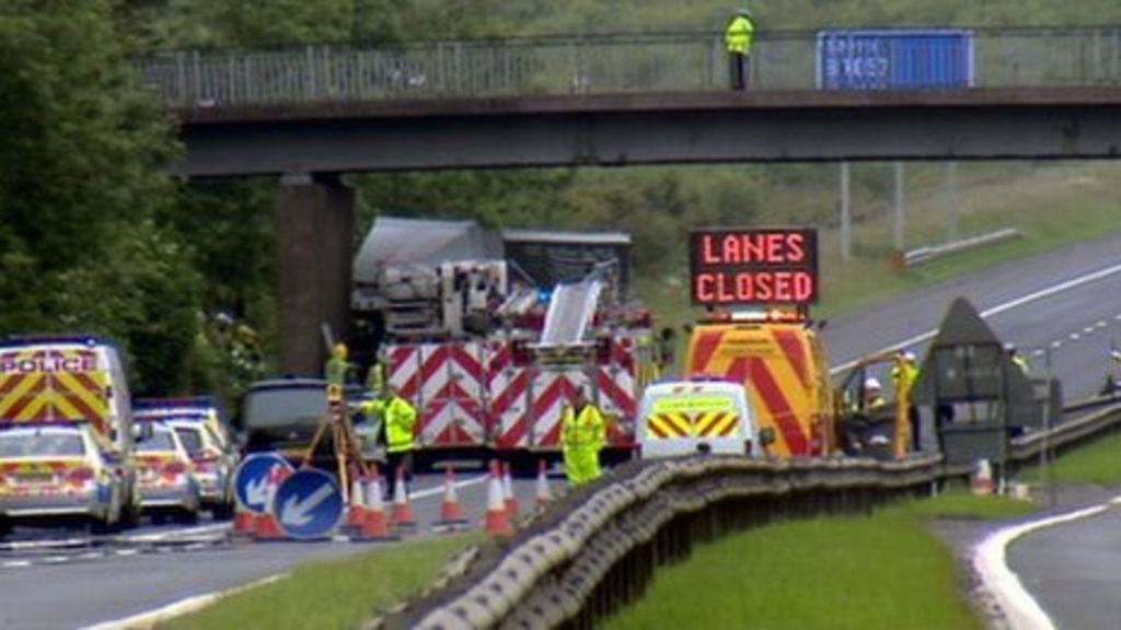 M8 Fully Reopens After Fatal Crash Near Harthill - BBC News