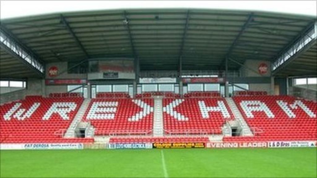 Wrexham Fcs Racecourse Stadium Gets 300k Revamp Bbc News