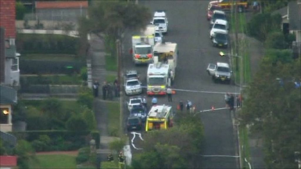 Bomb 'strapped to woman' in wealthy Sydney suburb BBC News