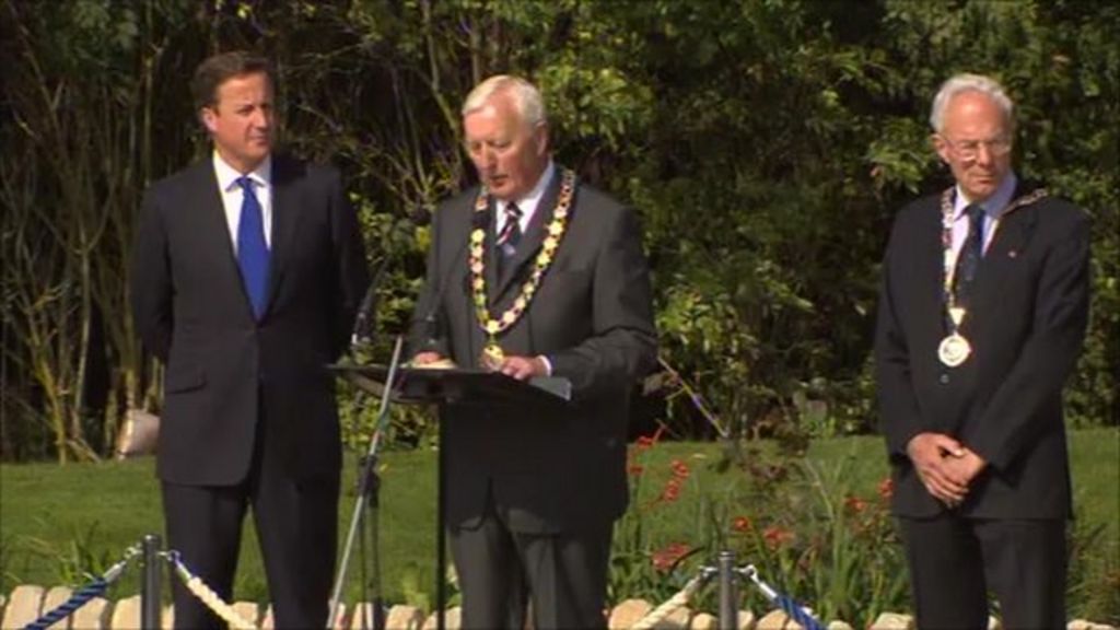 RAF Brize Norton ceremony marks Lyneham transfer BBC News