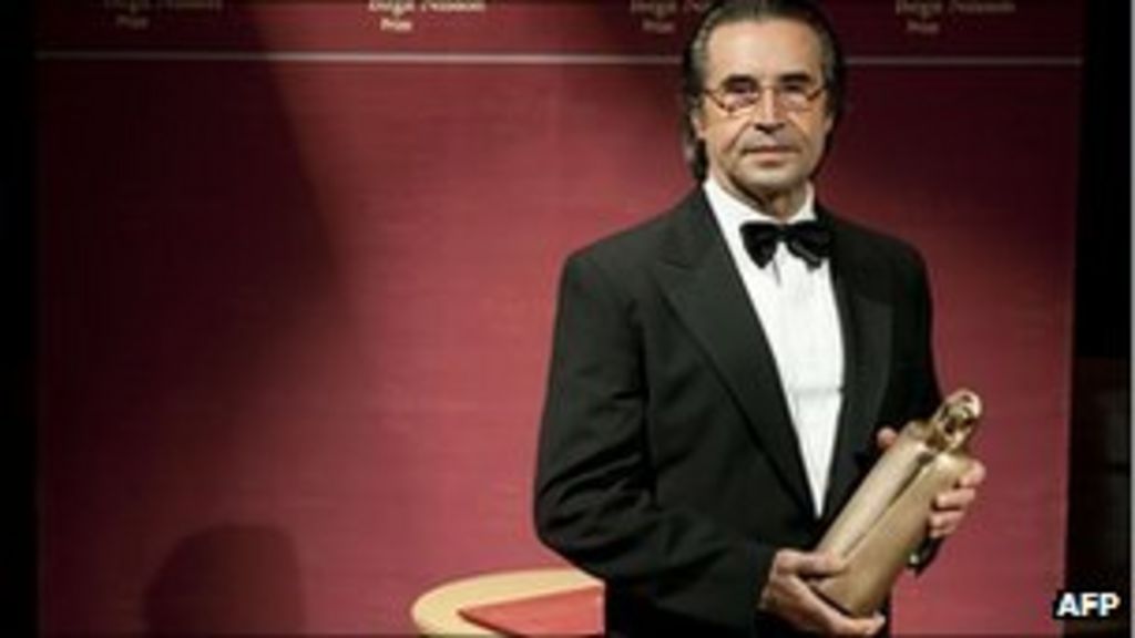 Conductor Riccardo Muti collects $1m prize - BBC News