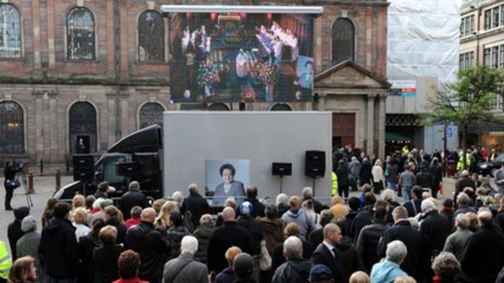 Funeral for Coronation Street's Betty Driver in Manchester BBC News