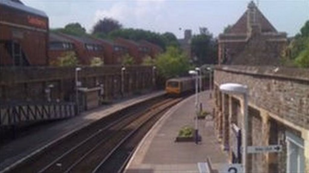 Bristol Henbury Loop service unlikely to reopen until 2018 BBC News