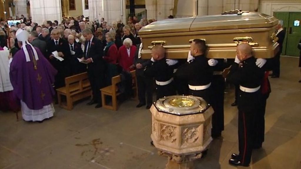 Sir Jimmy Savile's funeral takes place at Leeds Cathedral BBC News