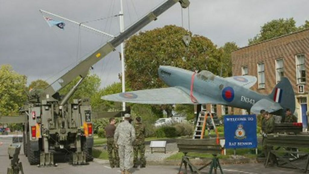 Spitfire gate guardian returns to RAF Benson BBC News