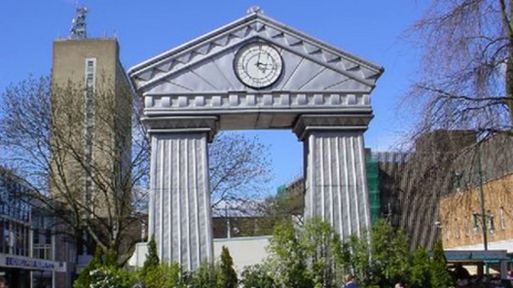 Newport mechanical clock gets new home in Llanwern BBC News