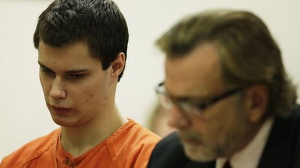 Us Barefoot Bandit Colton Harris Moore Jailed Bbc News