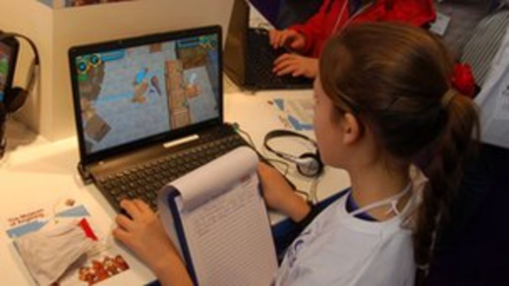 Primary Pupils Should Learn Computing Says Microsoft Bbc News