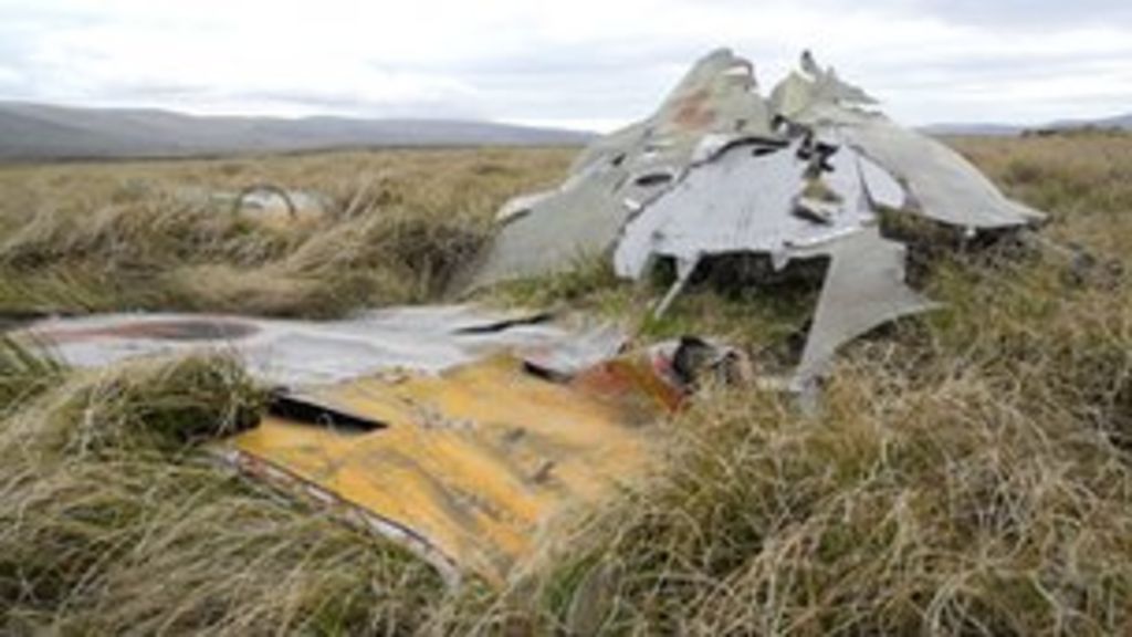 Falklands veteran meets Argentine 'enemy' 30 years on BBC News