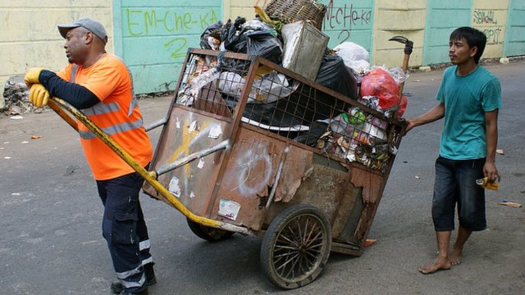 the-toughest-place-to-be-a-binman-bbc-news