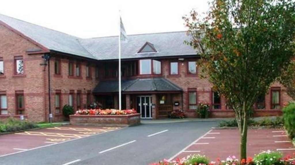 Hambleton District Council aims to cut number of councillors BBC News