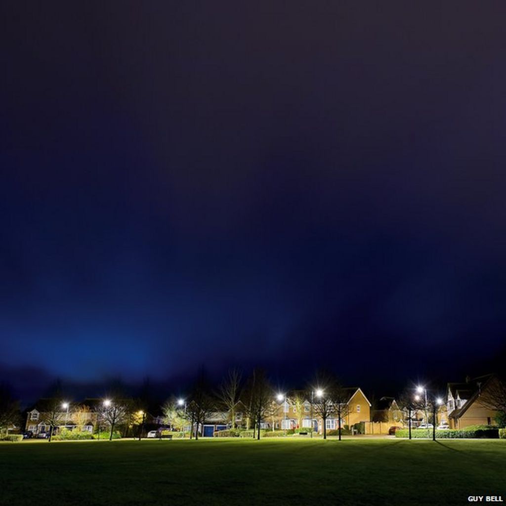 24 hours, 24 photographers, 24 years BBC News