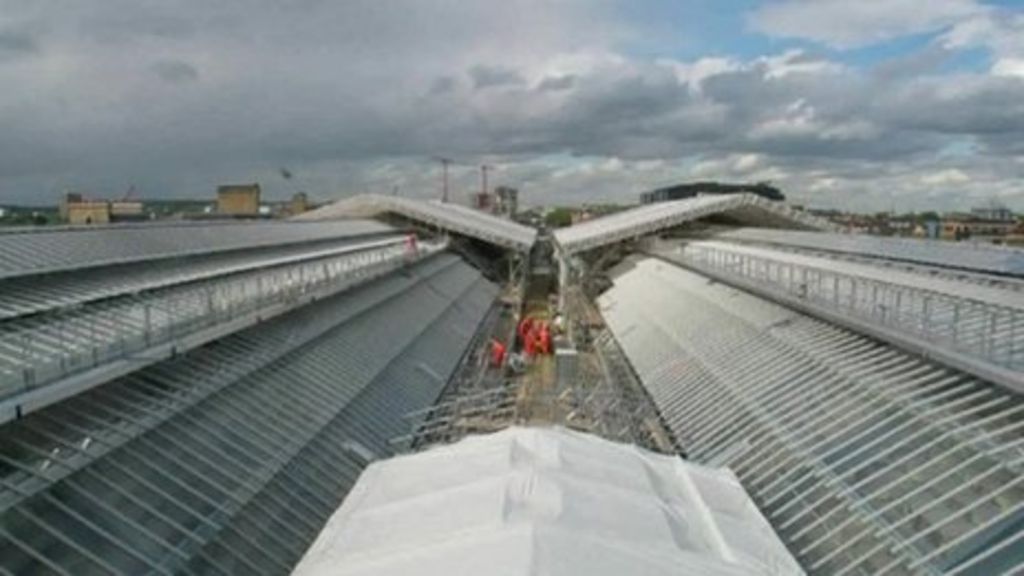 Timelapse of work on King's Cross station - BBC News