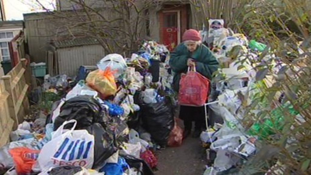 Brighton Pensioner Told To Clear Rubbish From Garden Bbc News