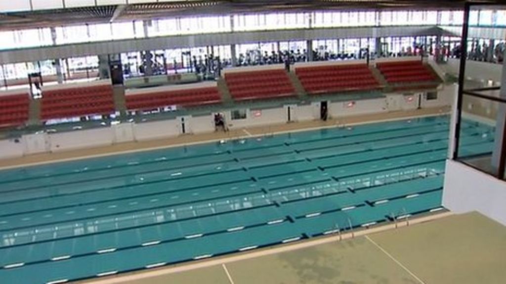 Edinburgh's Commonwealth pool reopens after £37m refit BBC News