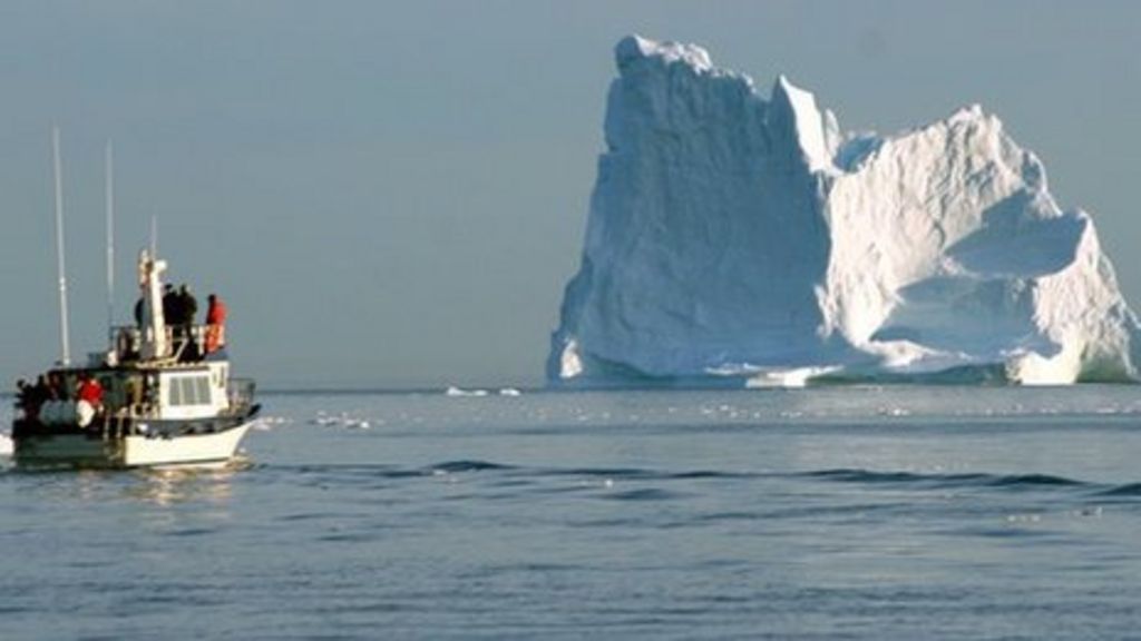Titanic threat Why do ships still hit icebergs? BBC News