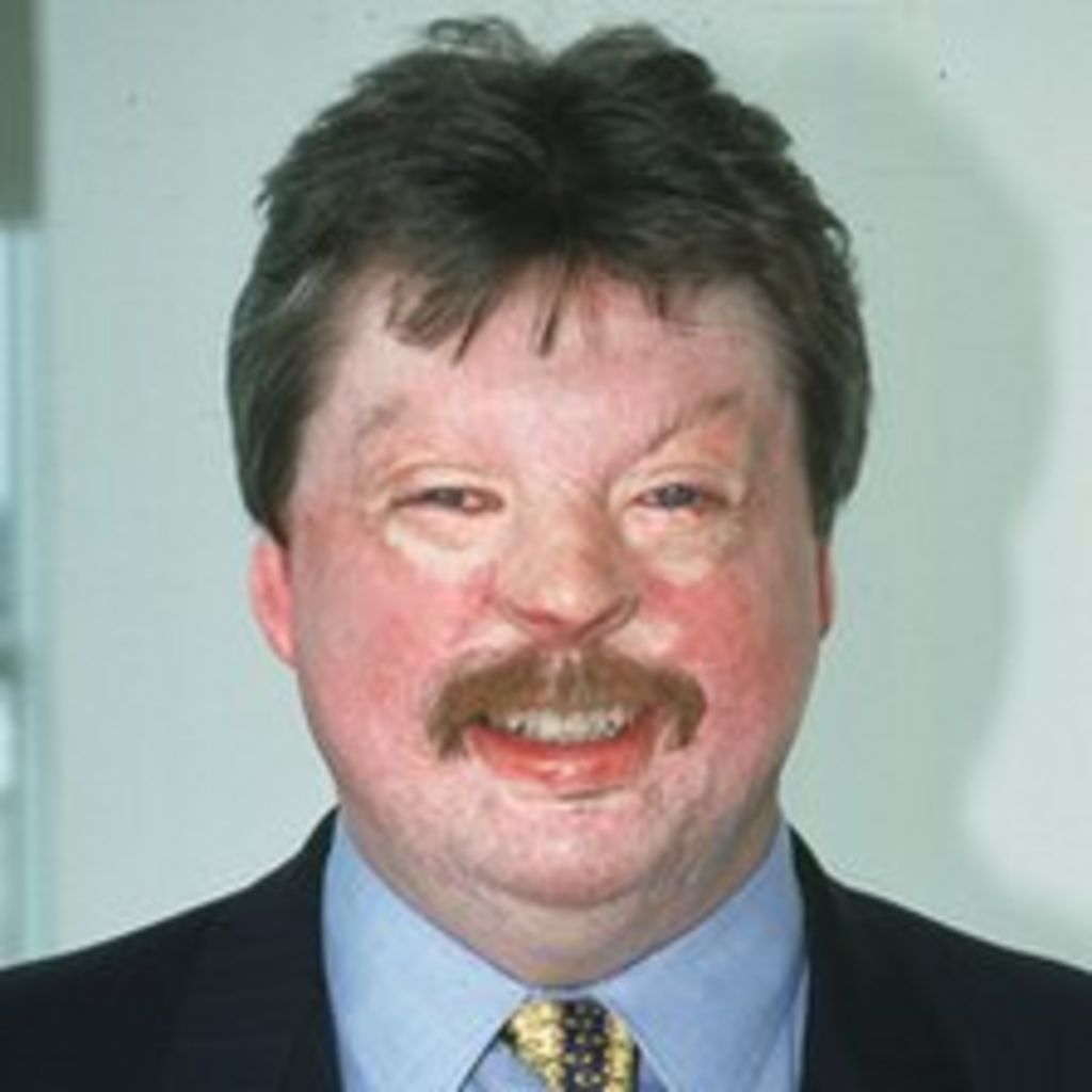 Essex Police Apologises Over Officers Simon Weston Remarks Bbc News