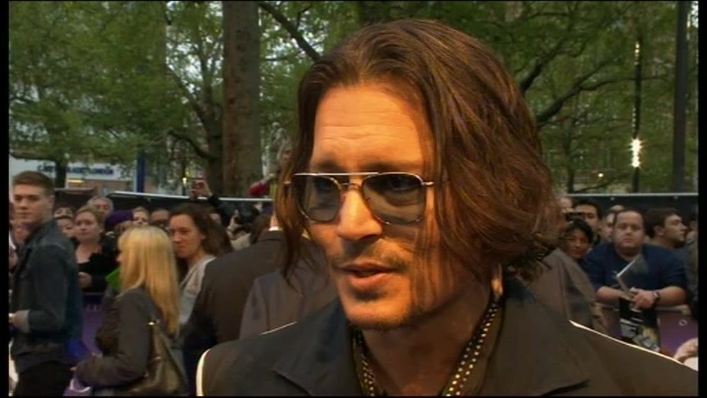 Johnny Depp takes on vampire genre - BBC News