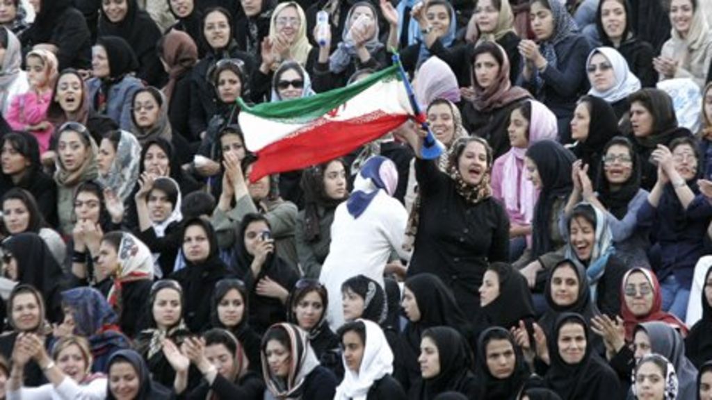 Irans Women Football Fans Dream Of A Return To The Terraces Bbc News