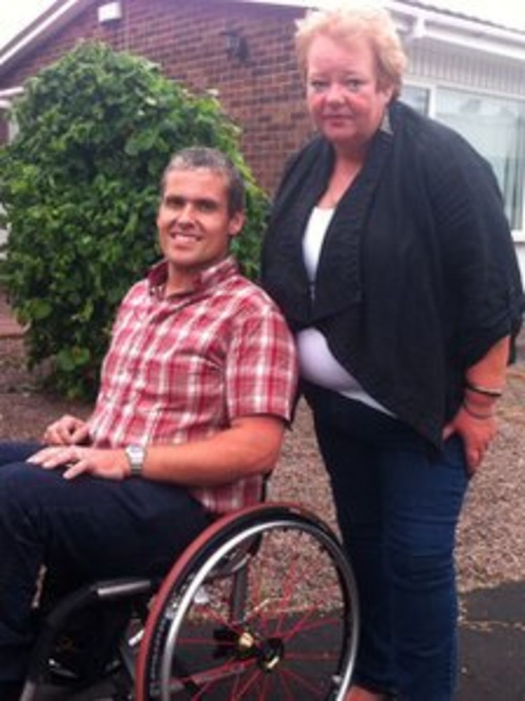 RadcliffeonTrent burglary victim given wheelchair BBC News
