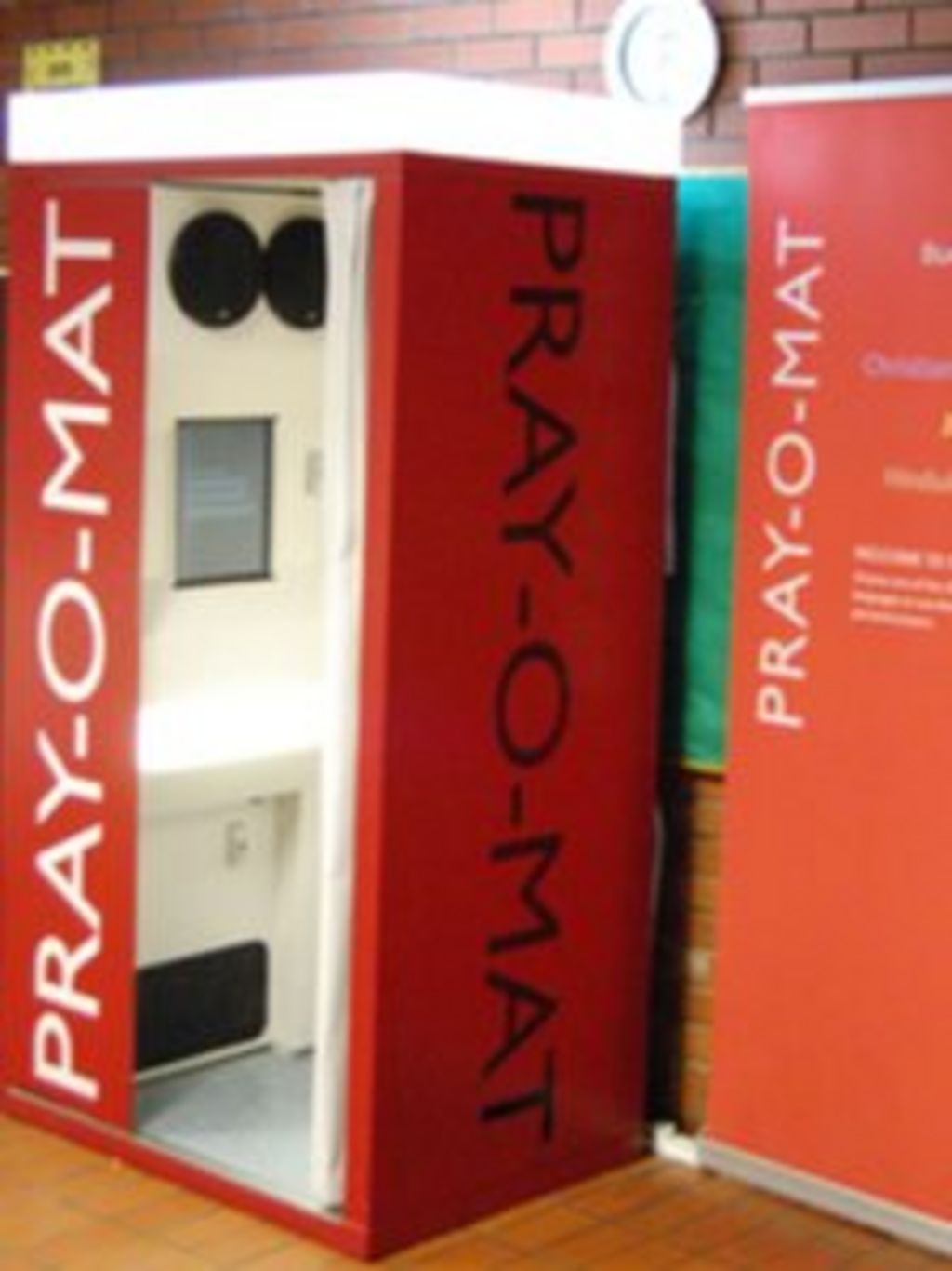 Manchester University installs PrayOMat prayer booth BBC News