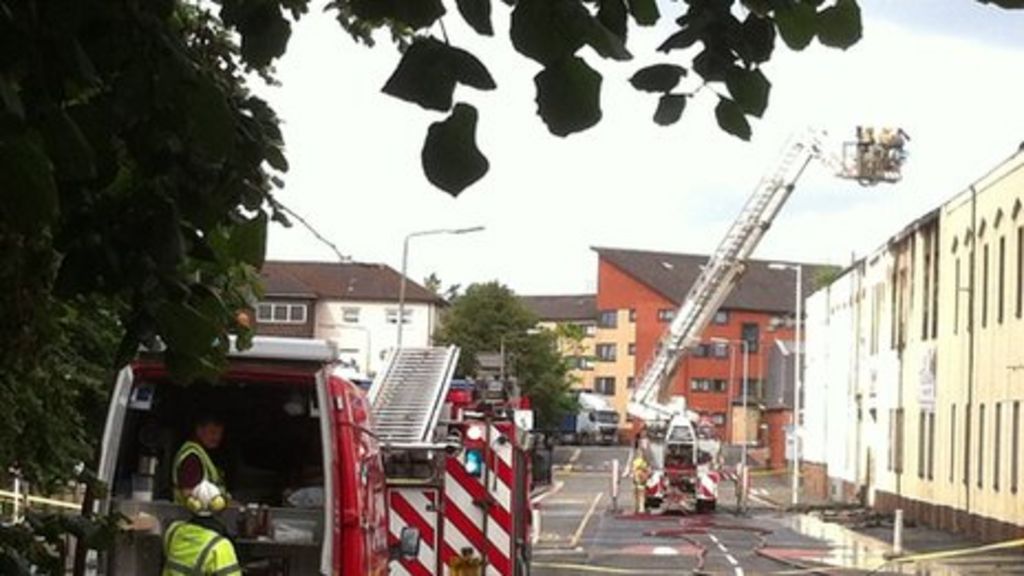 Disused Fyfe and McGrouther factory fire 'deliberate' BBC News