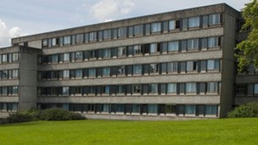 University of Stirling revamps student flats BBC News